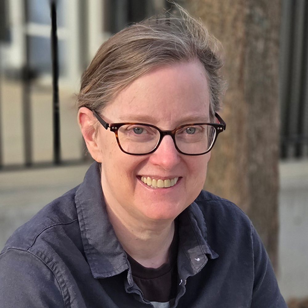 Suzanne Lenoir - Author