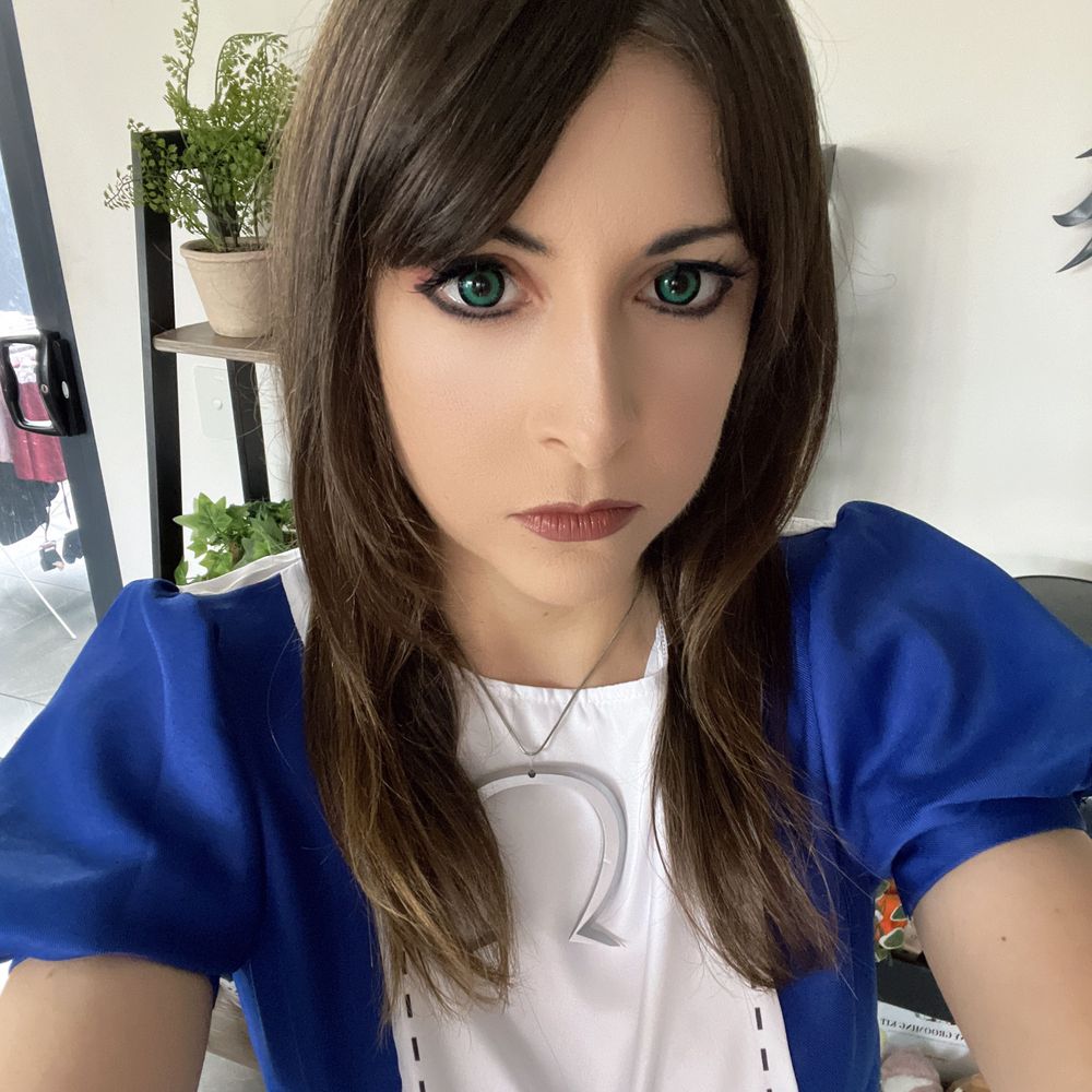 Shiya (bunnybubbletea)