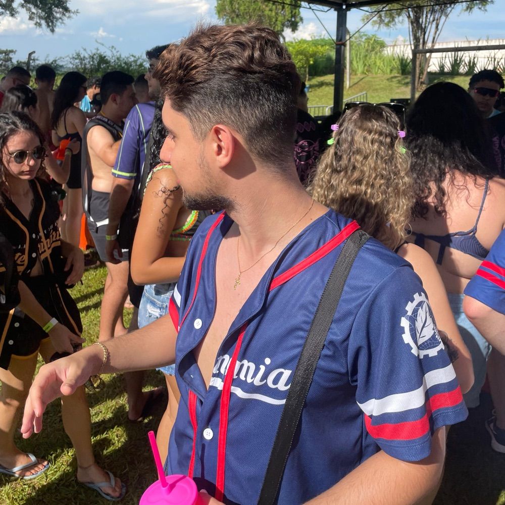 Léo