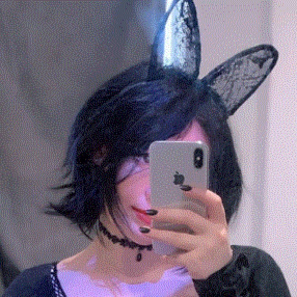 ɴᴀɴᴄʏ🩸