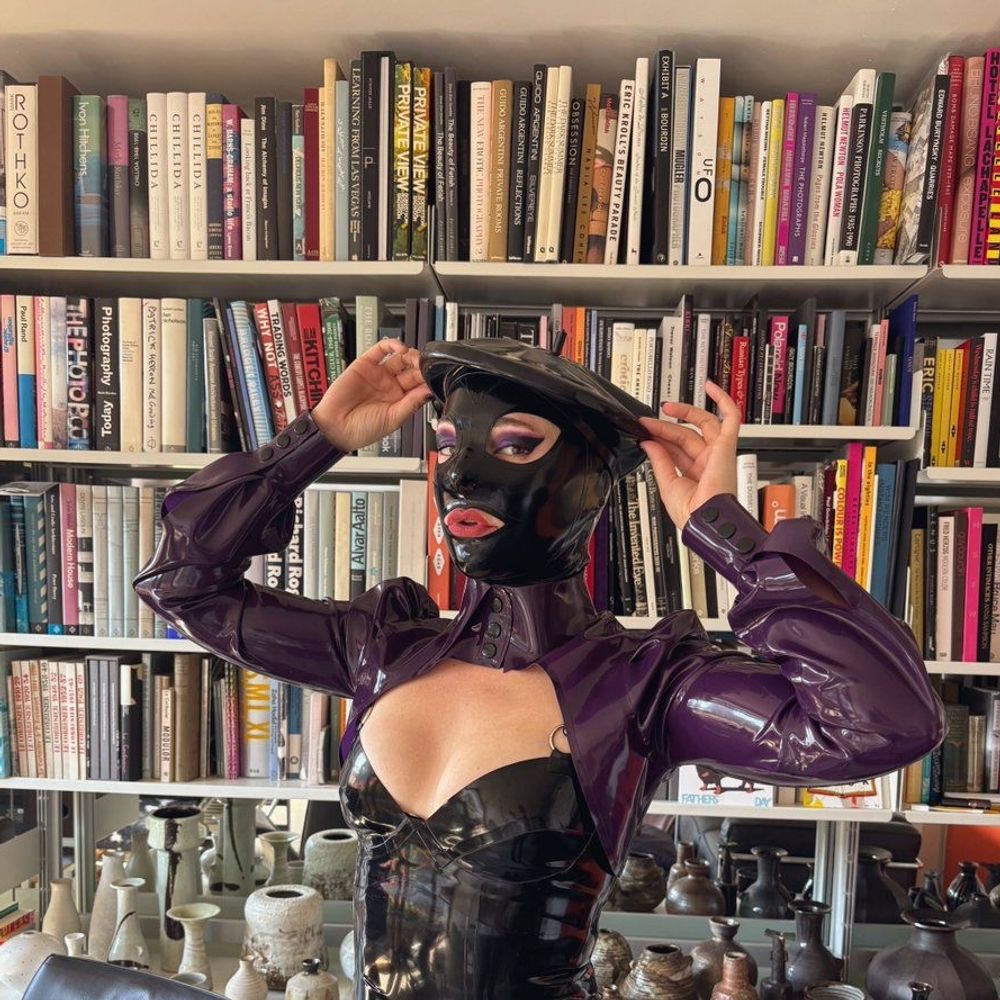 Mistress Amelia