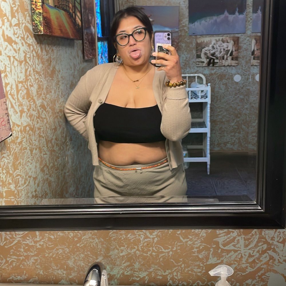 Nina L