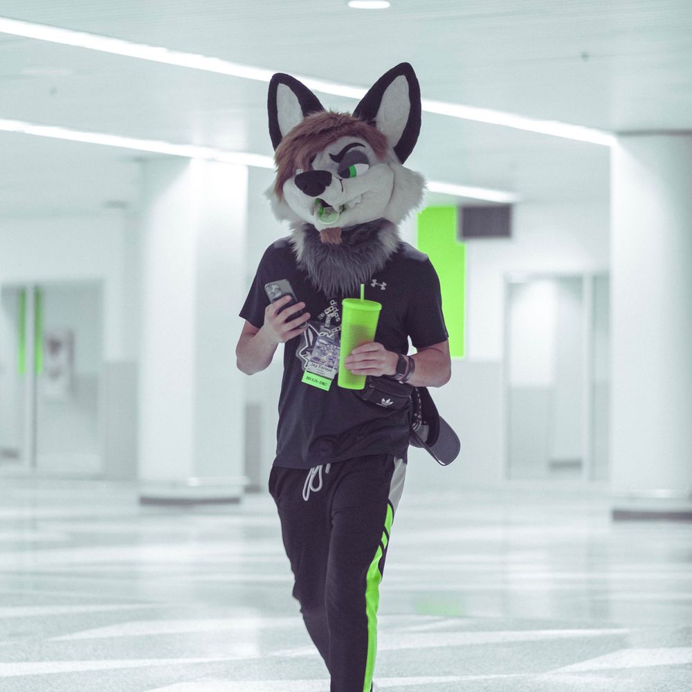 JAY 𓃦 🔜 MFF