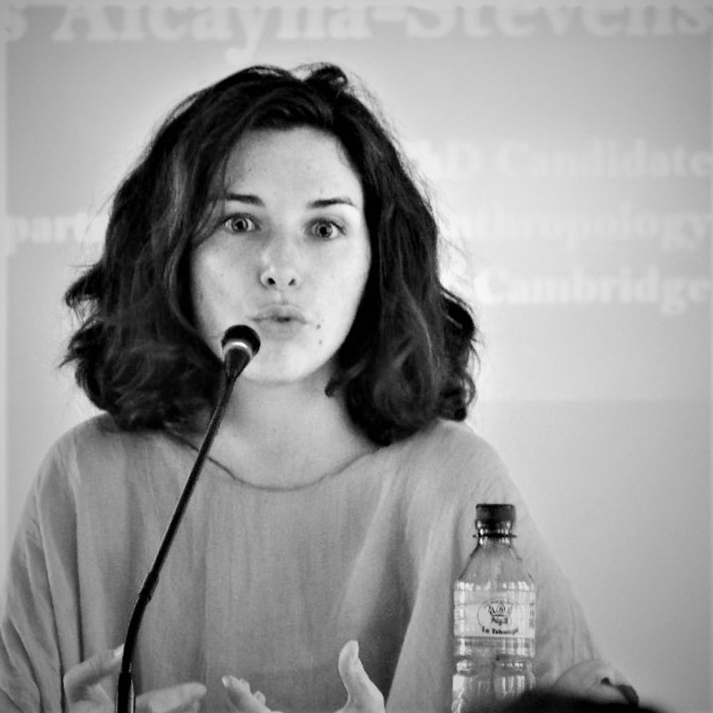 Lys Alcayna-Stevens