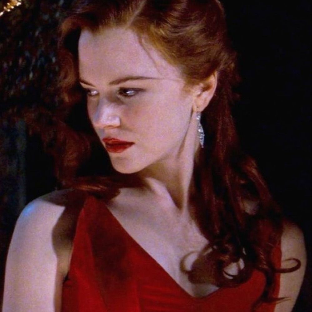 Bella / 📖