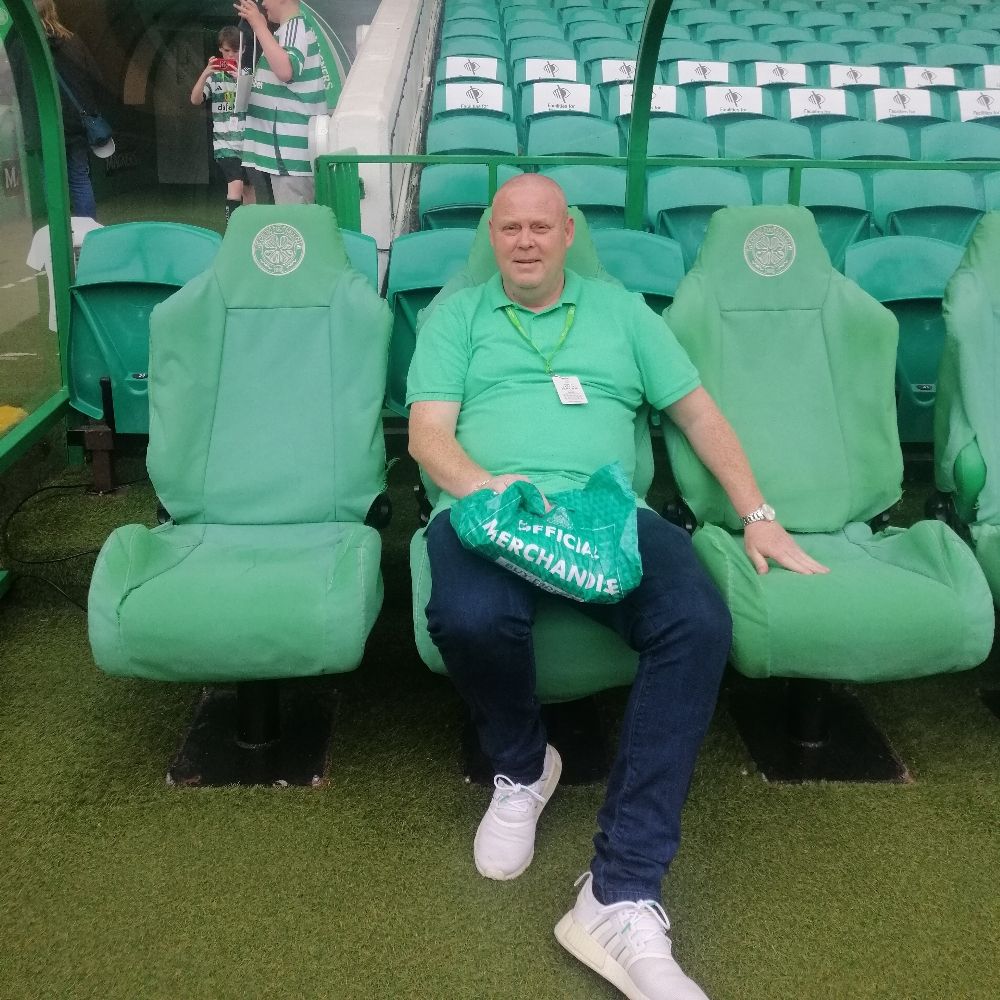 Div1976☘️☘️