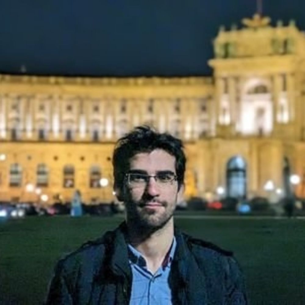 Hossein Zakerinia