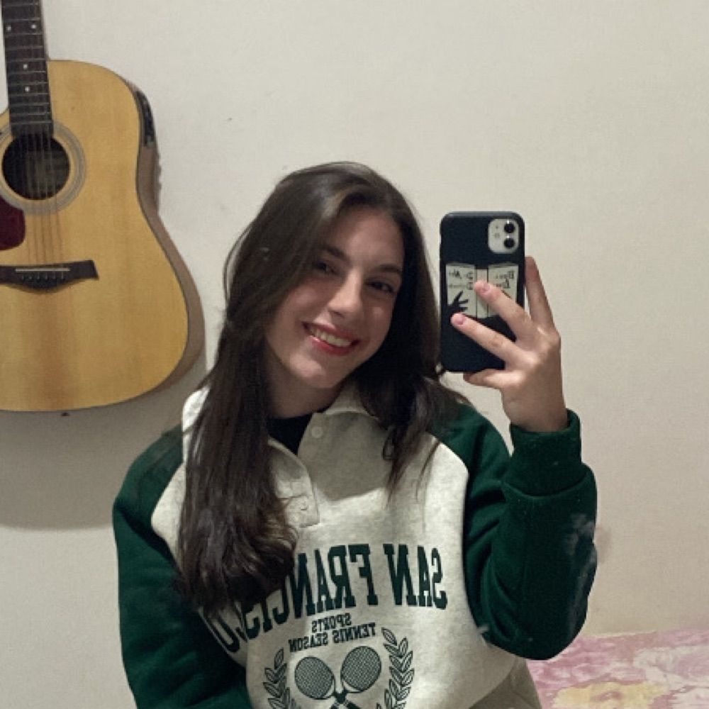 𝒍𝒂𝒖𝒓𝒂 :)