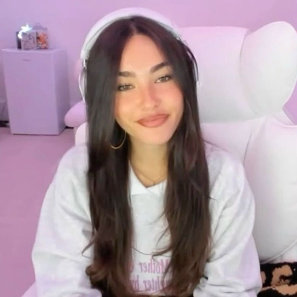   ؘ