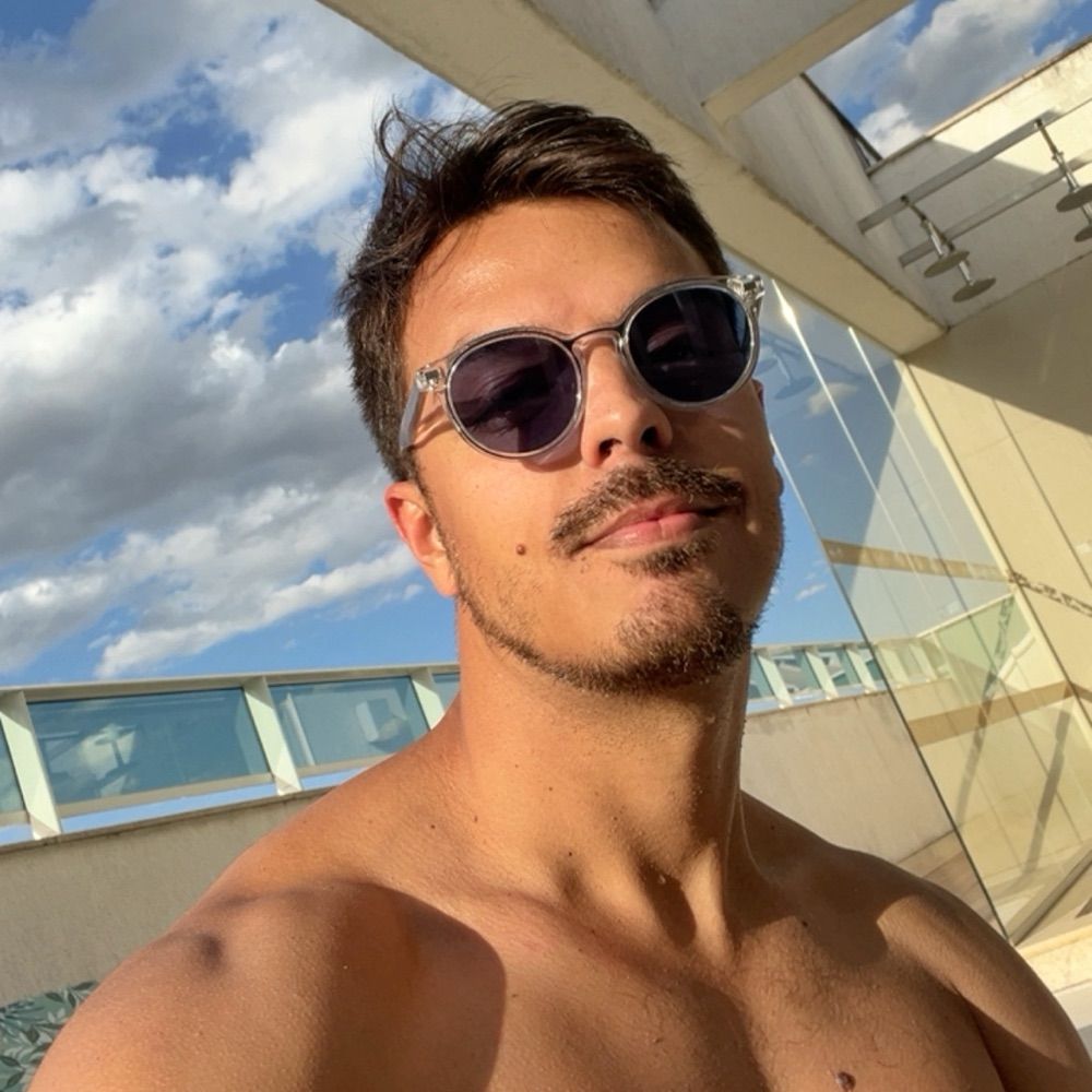 André C