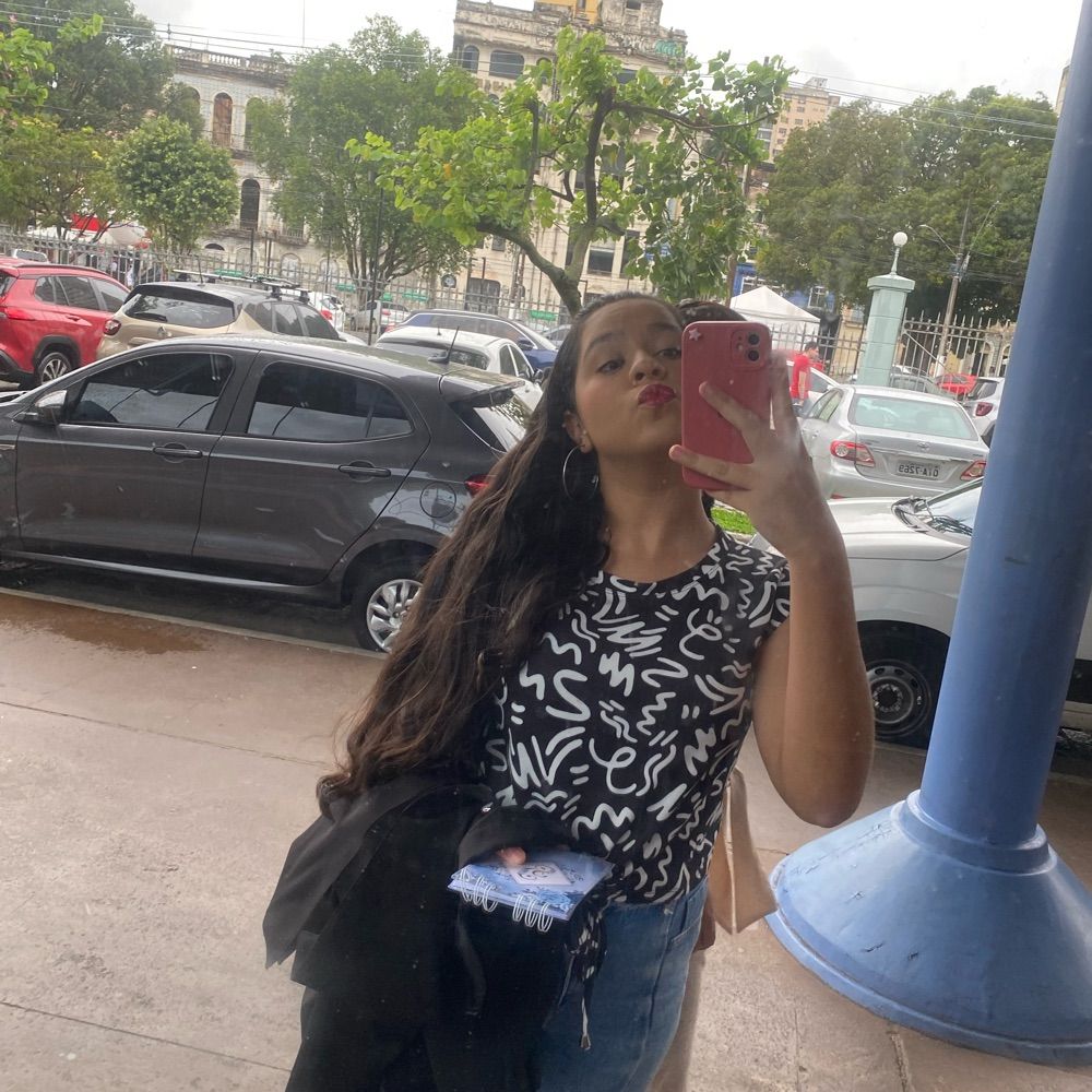 Yonanda Santos 