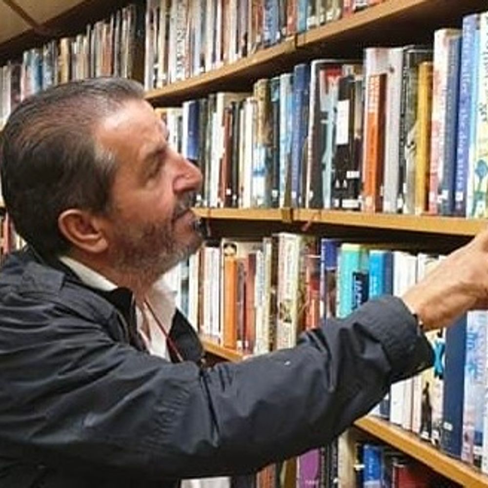 Manuel Sollo. Biblioteca