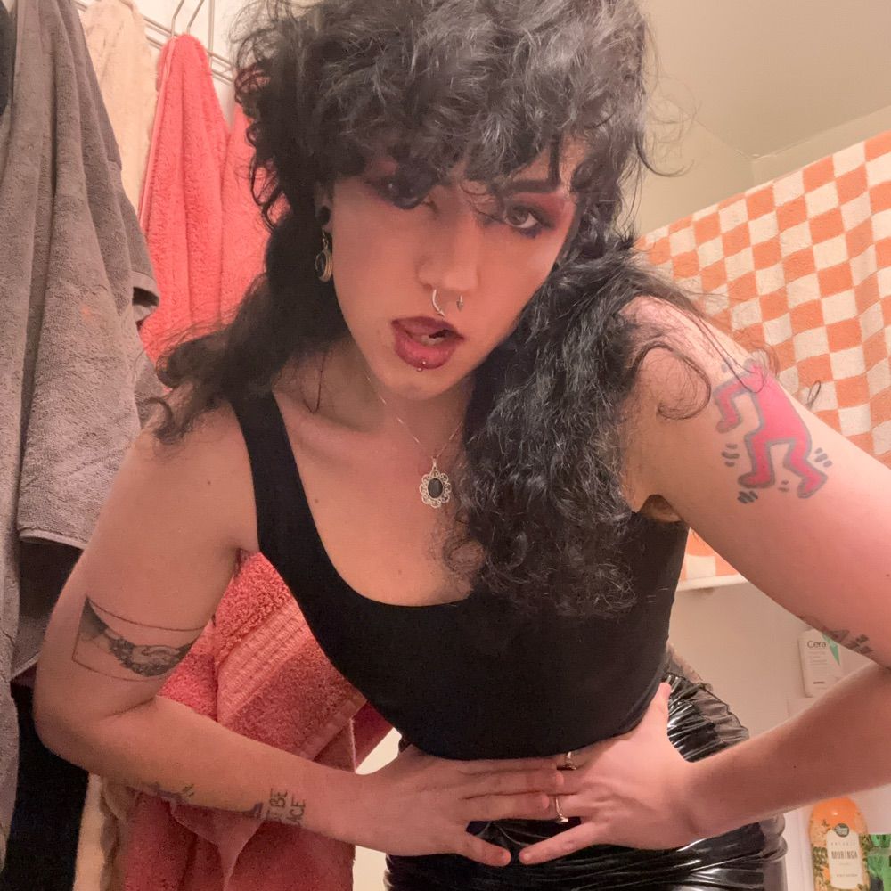 Pin-up Pup 🔞