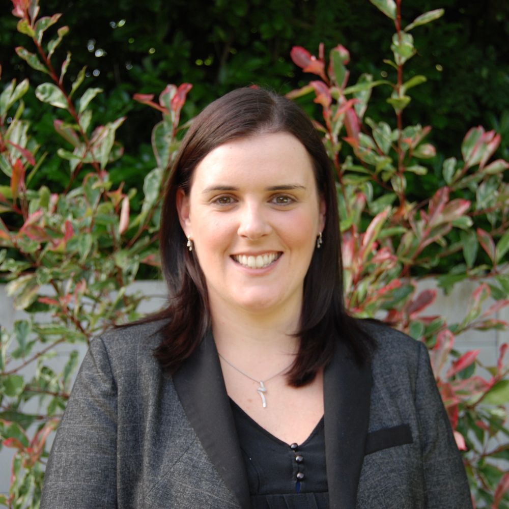 Dr Lyndsey El Amoud 