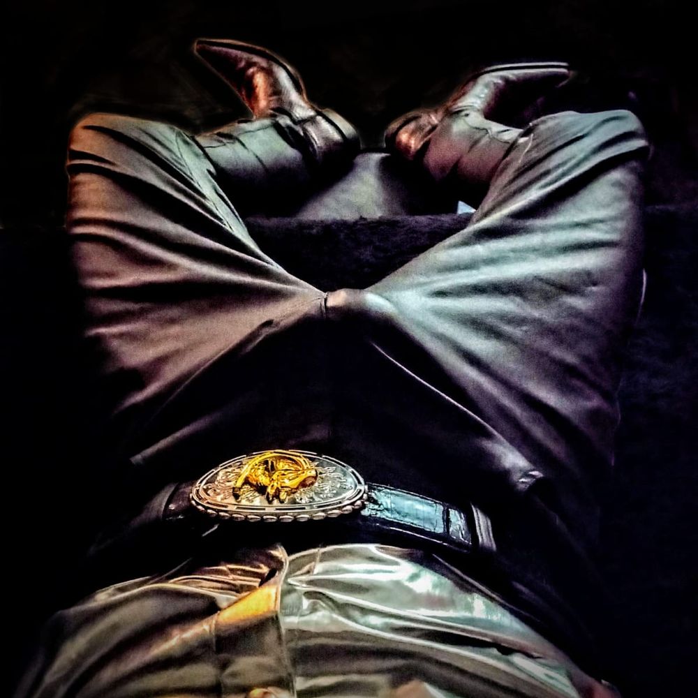 Macho Vaquero Leather