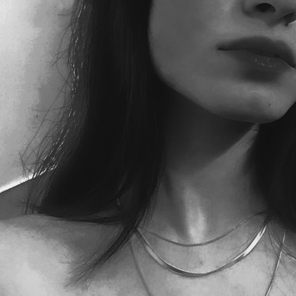 انزوای بامداد.