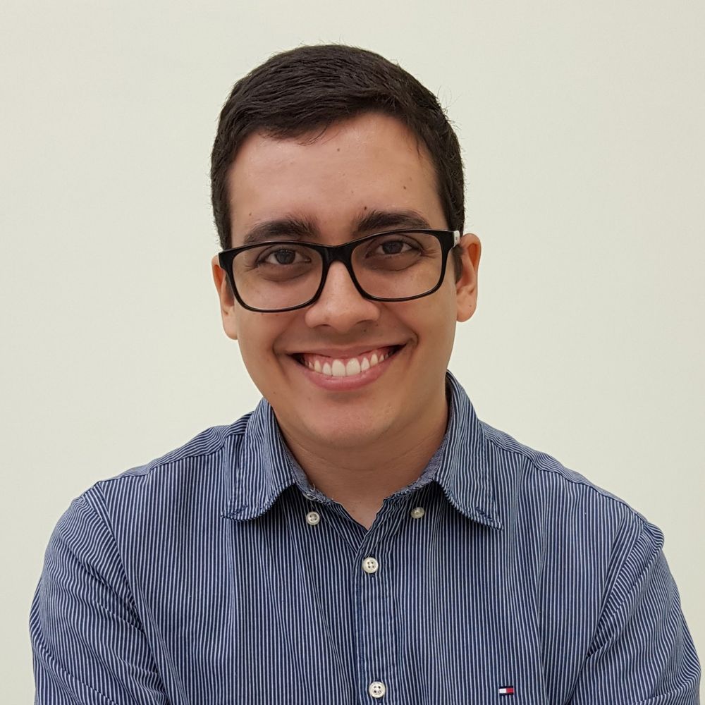 Lucas M. Silva