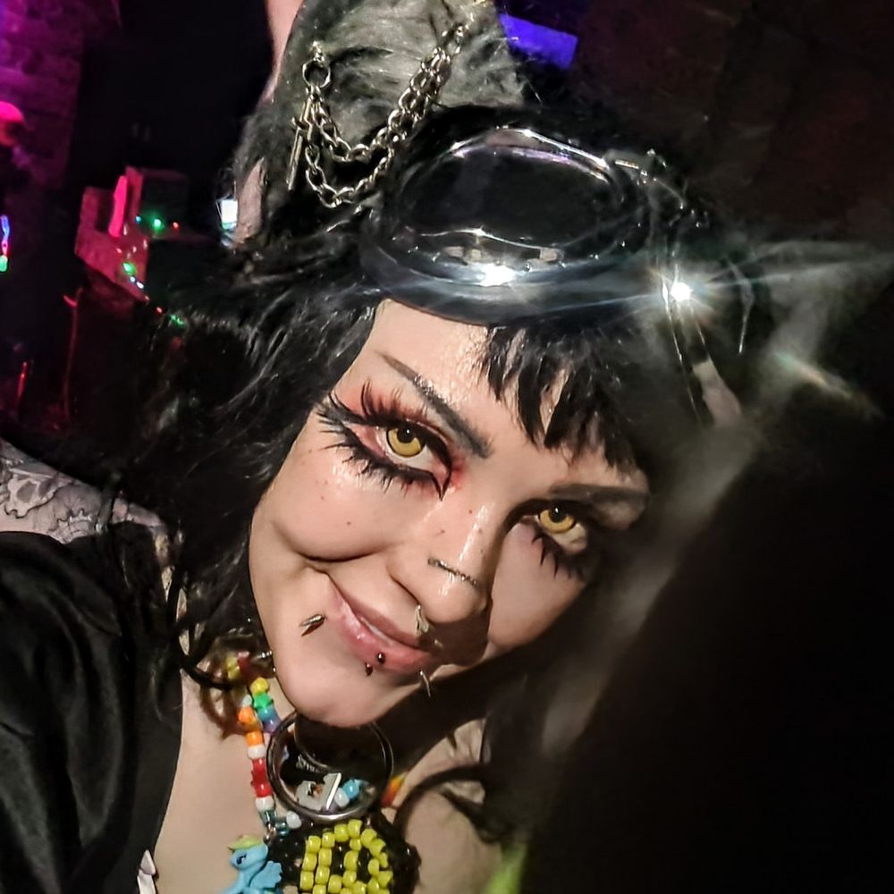 к𝖆𝖙 [ꜱik]