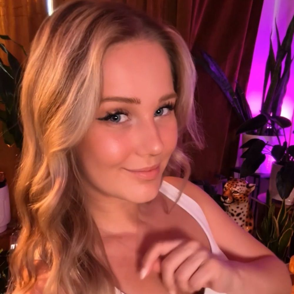 Lexi Luv