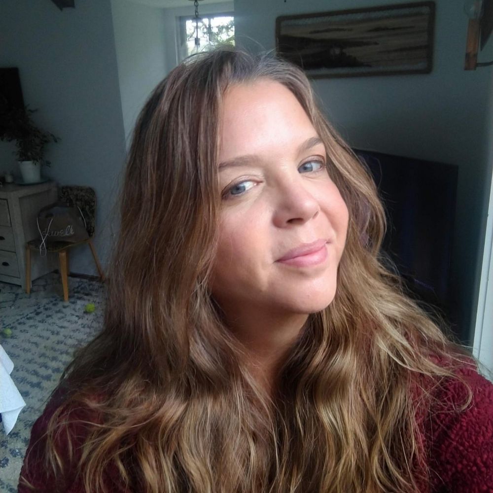 Suzanne B