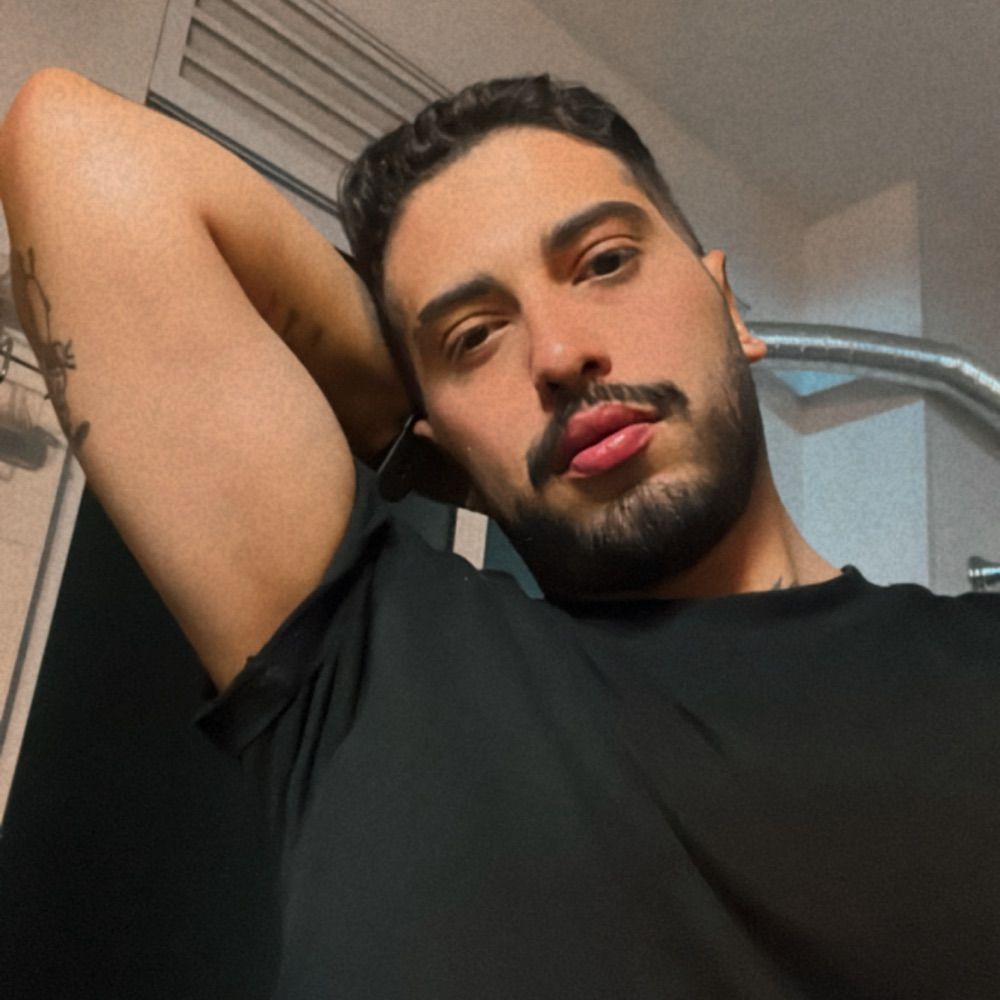 Léo Lara 