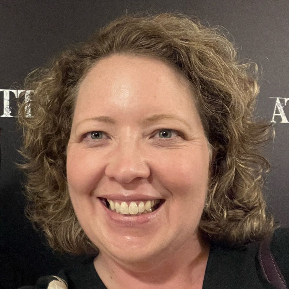 Dr. Laura MacDonald