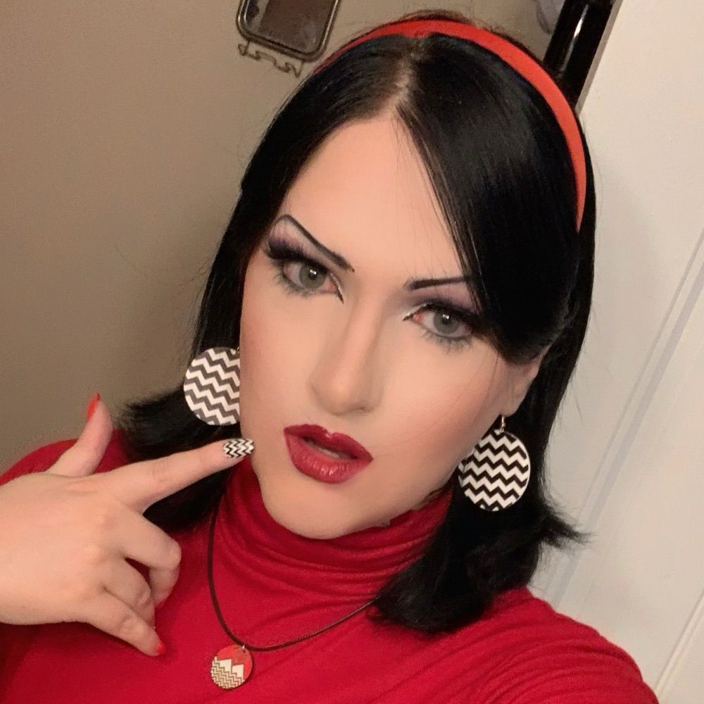 🧛🏻‍♀️Violet🧛🏻‍♀️