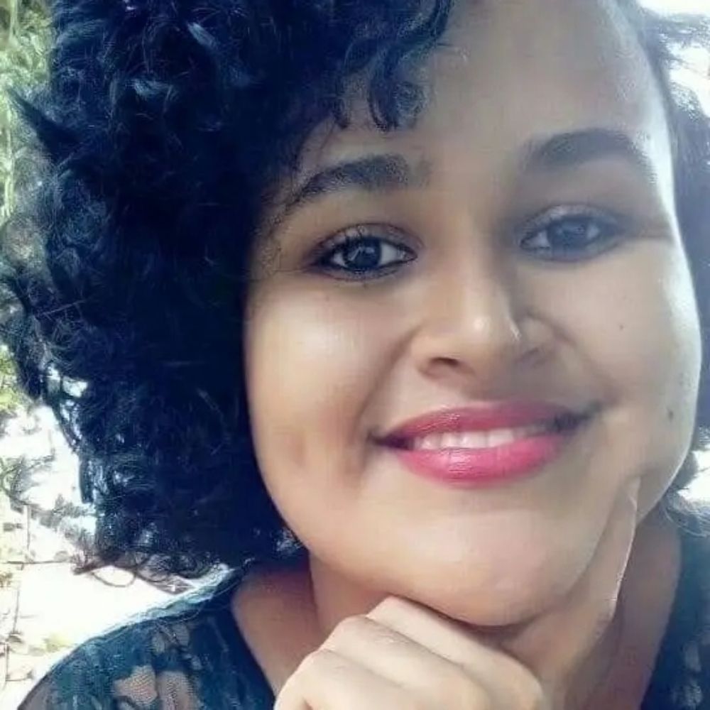 Mônica S. Neiva 💜🚩