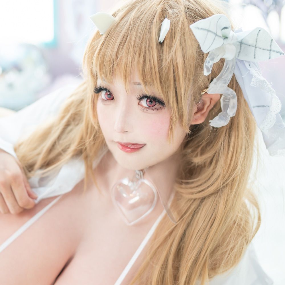 愛羅りおな