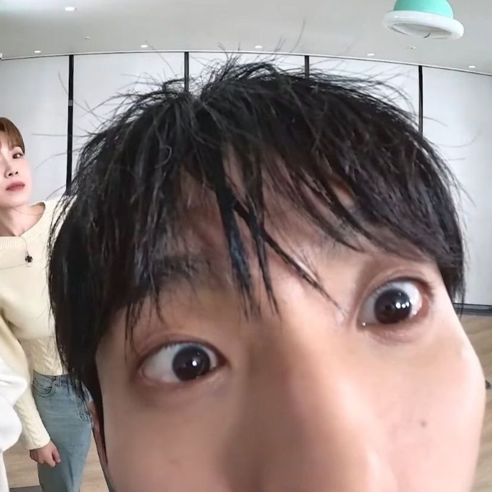 malewife-dokyeom