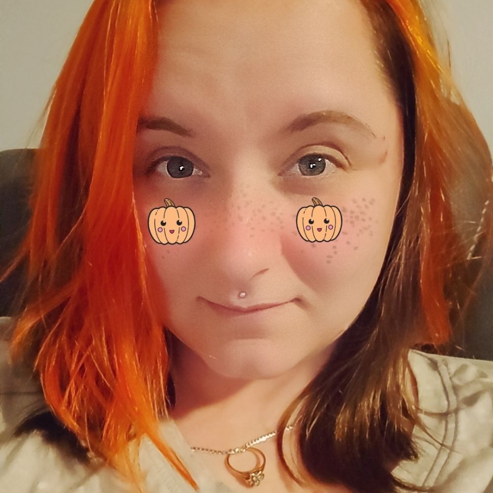 Kat (she/her)
