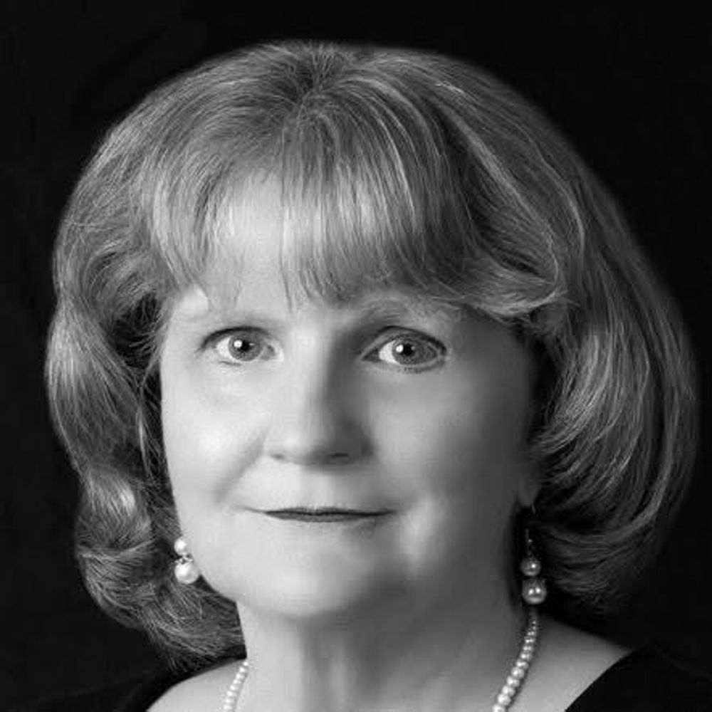 Dr. Joan Whitman Hoff