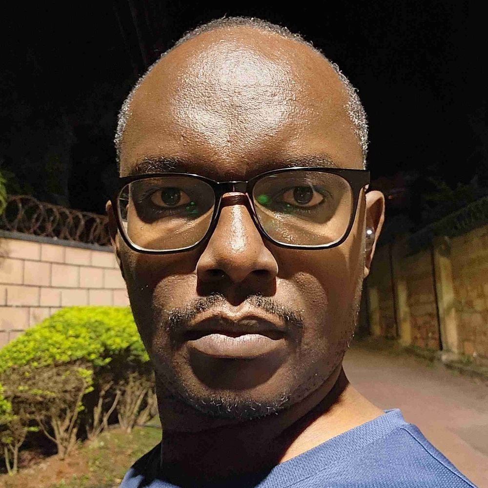 Isaac Munanira (Thabo)