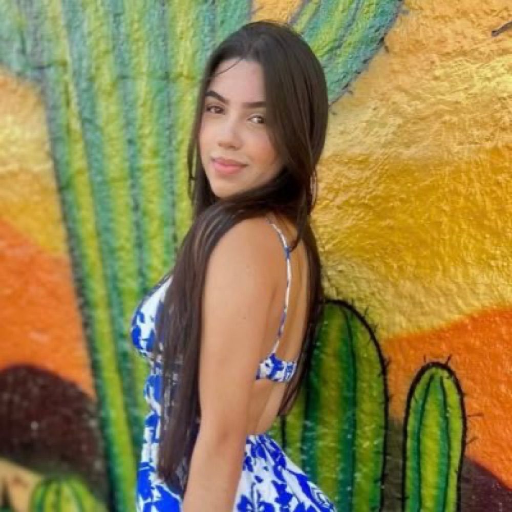 Lara 💗🫰🏻