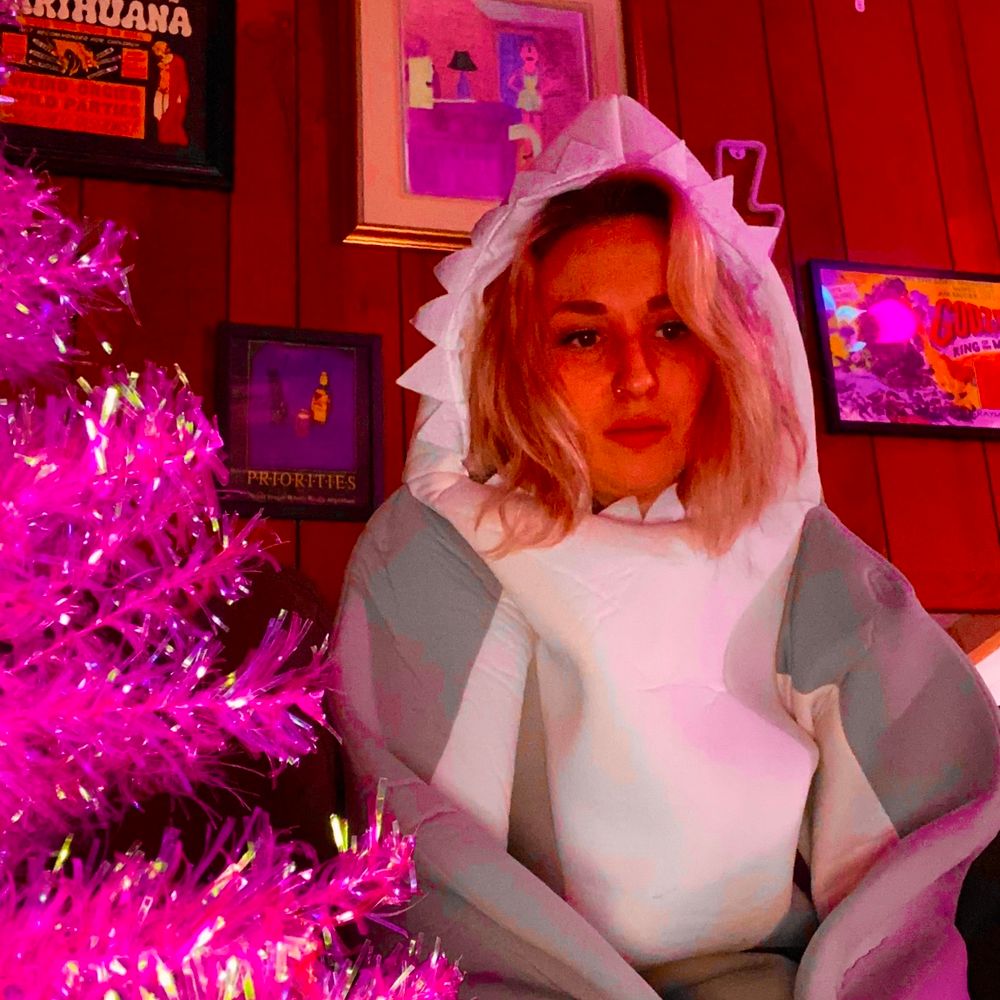 Charlotte “Chuck” Planet, Local Internet Celebrity
