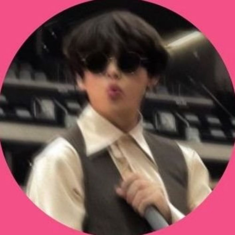 Sasa ⟭⟬⁷ 💜