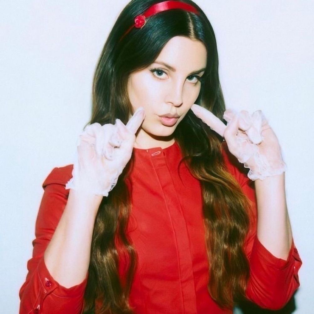 𝐻𝑜𝑛𝑒𝑦𝑚𝑜𝑜𝑛 💋