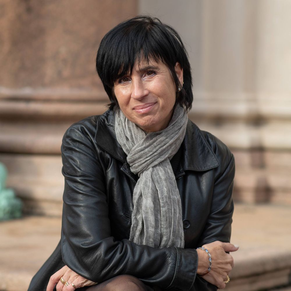 Shira Dicker