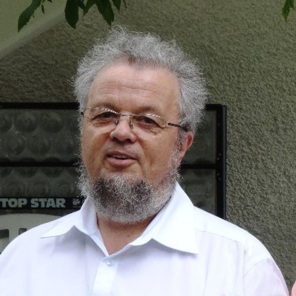 François F.