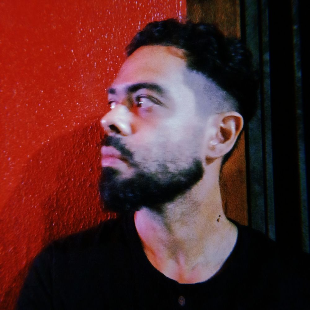G. Cruz