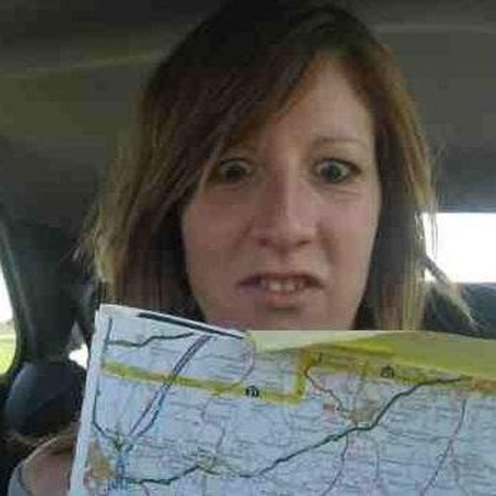 Dr Sarah Knight