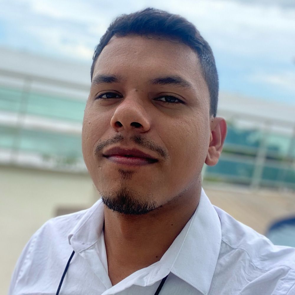 Marcelo B.