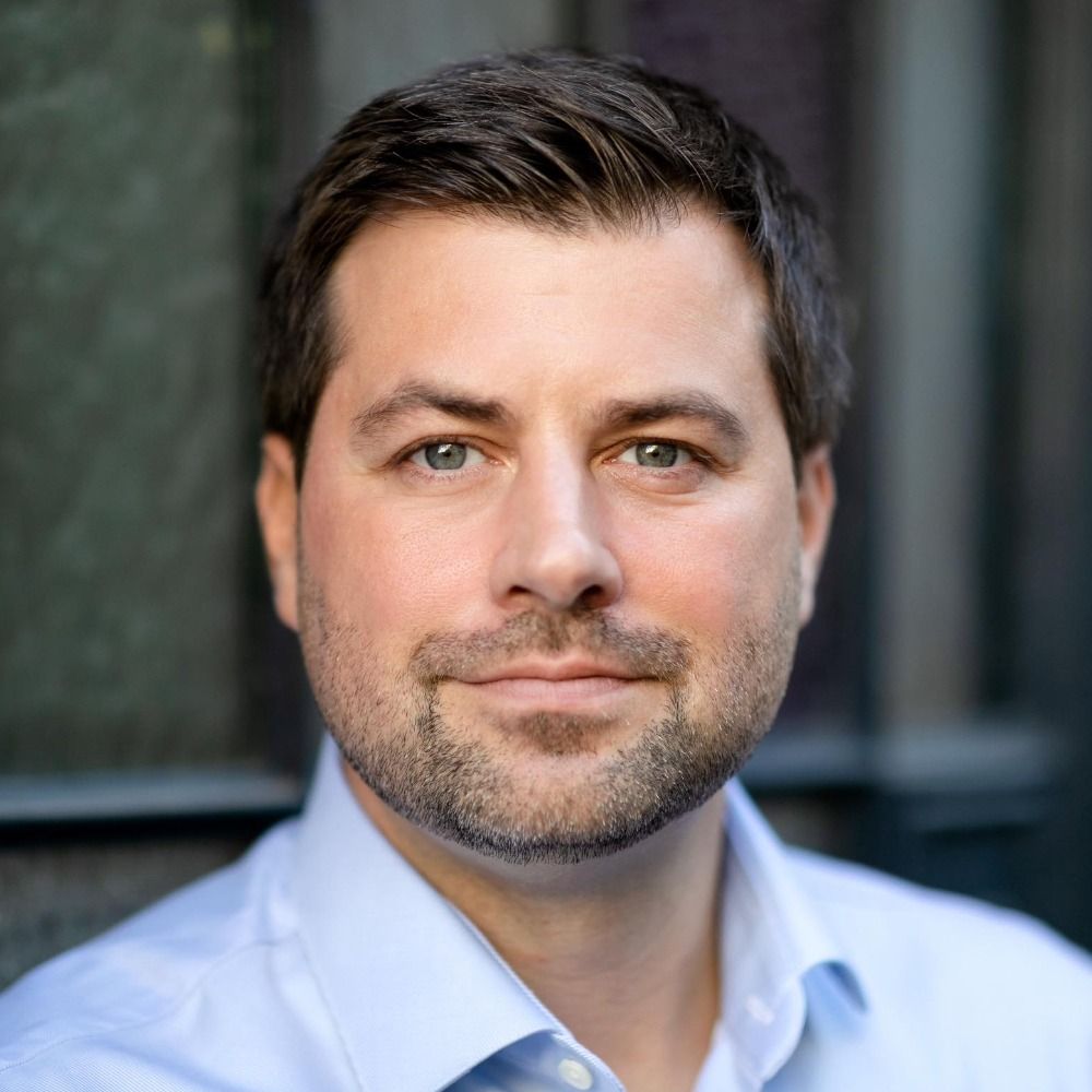 Michael Bernhard