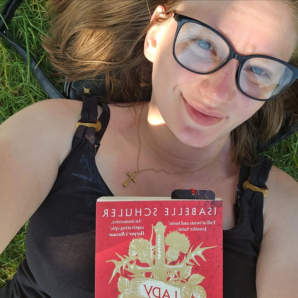 Kimberley_loves_books