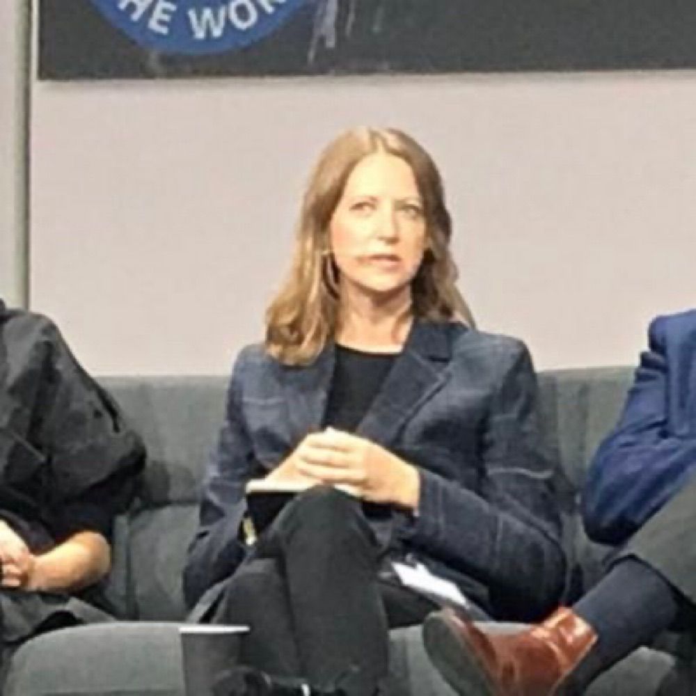 Dr Lucinda Hiam