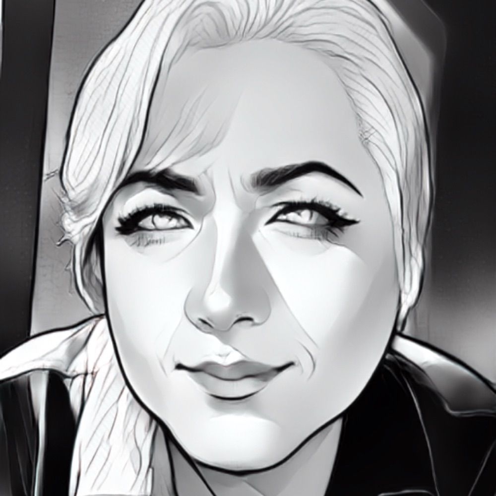 LizzieM.