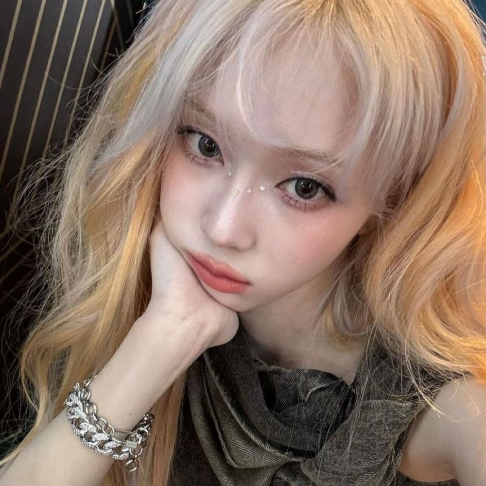 ✶