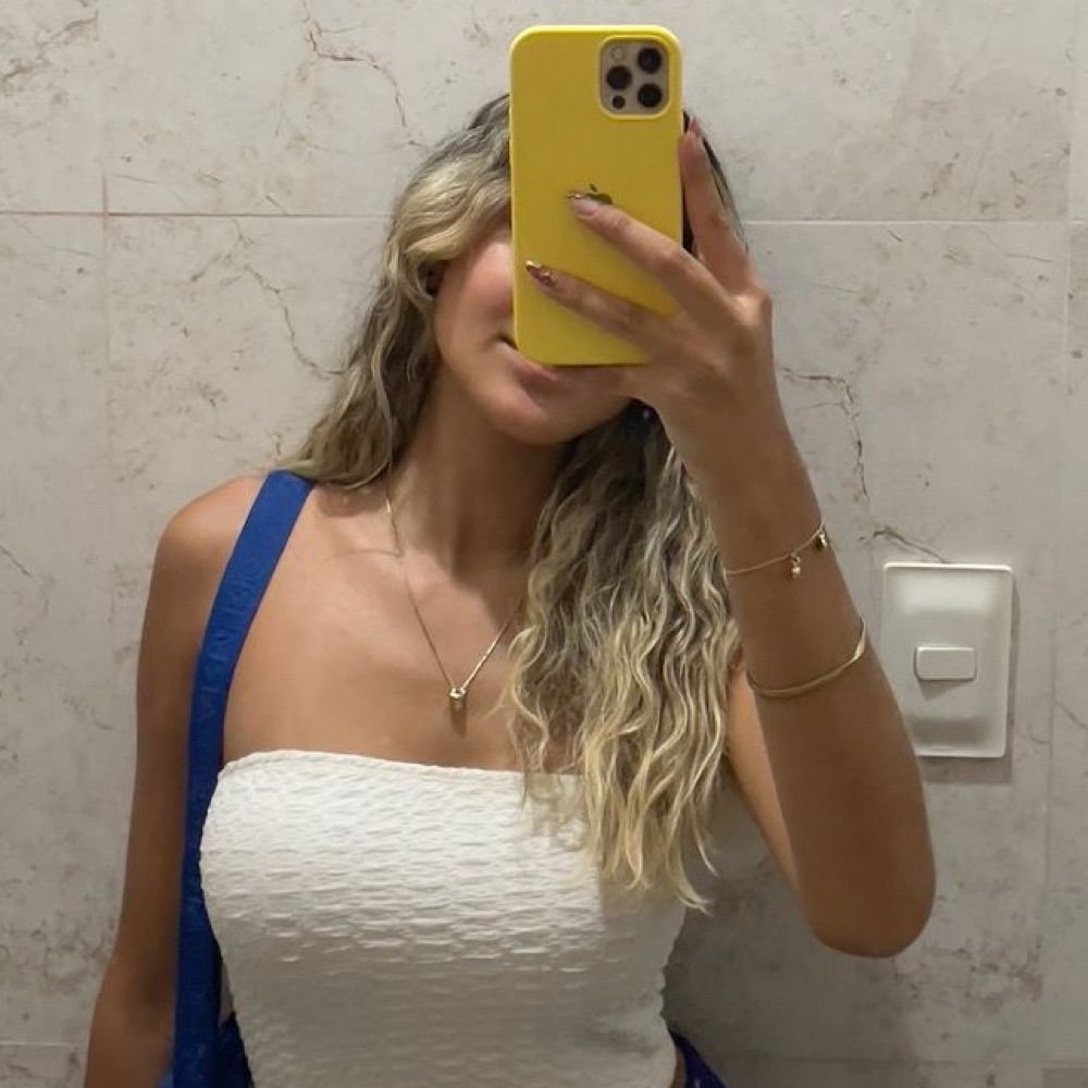 luísa alencar 🇭🇺