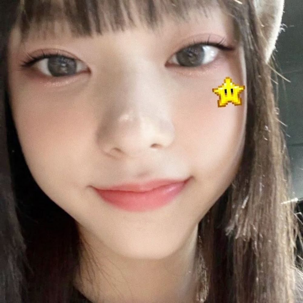 ✰