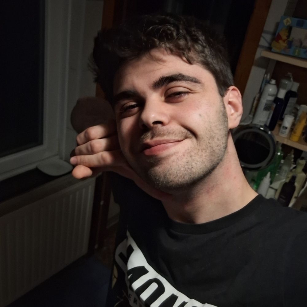 Zach 🦊